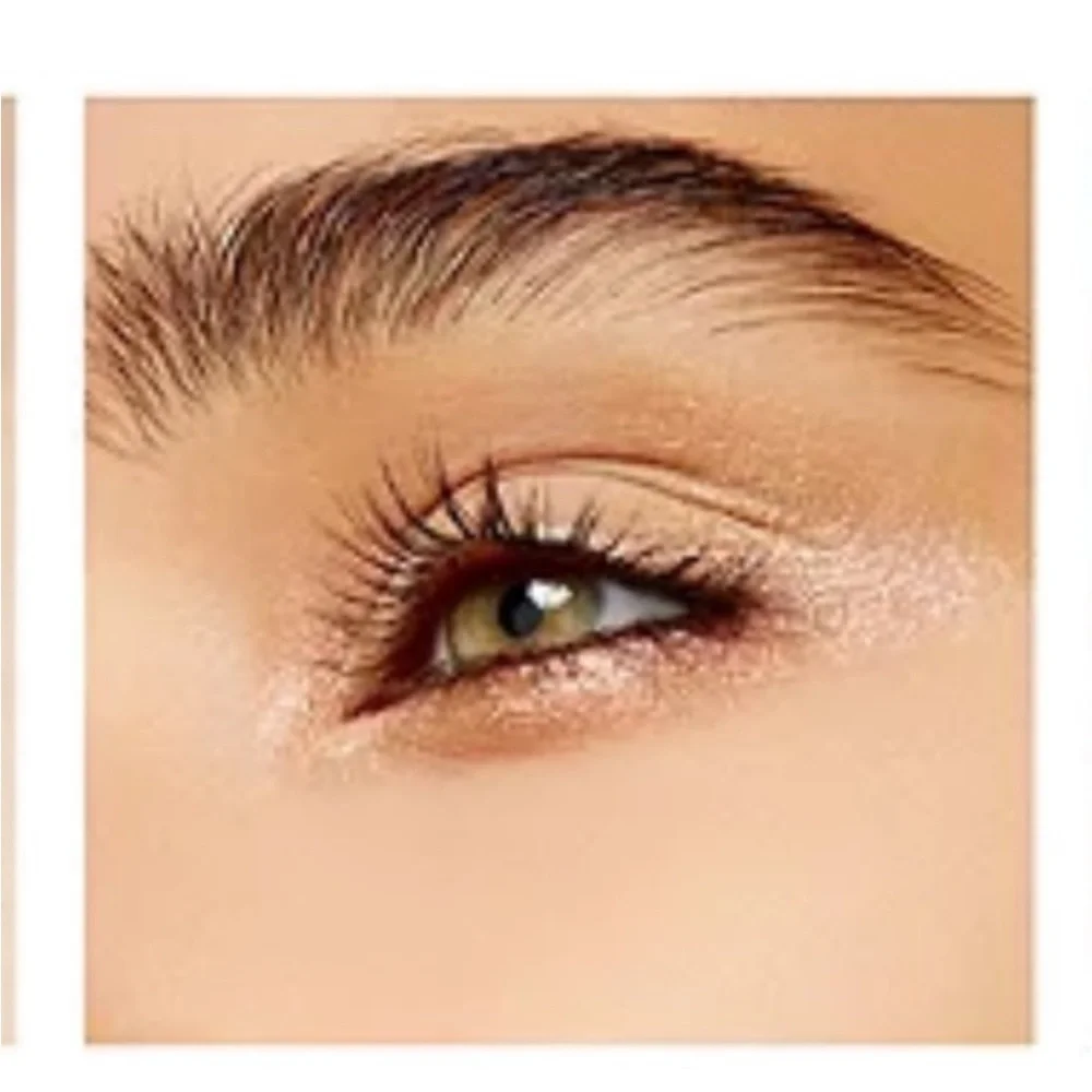 MAC Dazzleshadow Extreme Eyeshadow (Yes To Sequins) - Picture 6 of 6